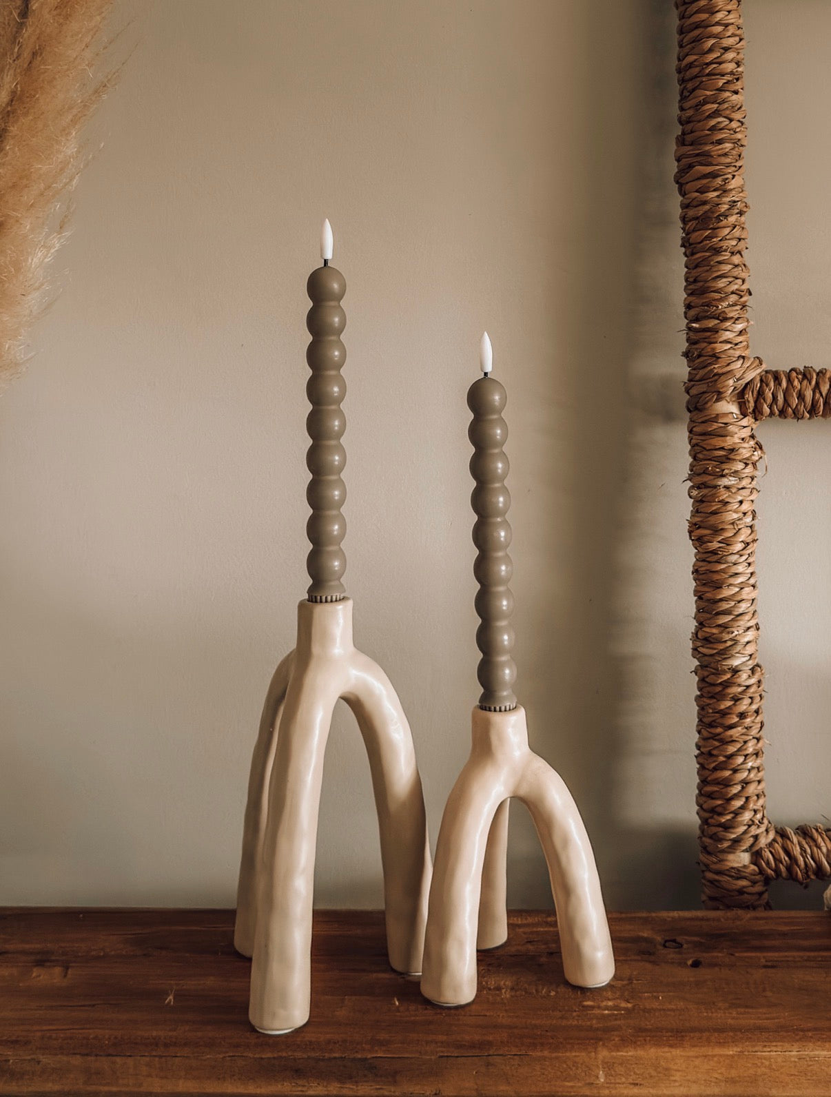 Set Bubbel dinerkaarsen lang taupe