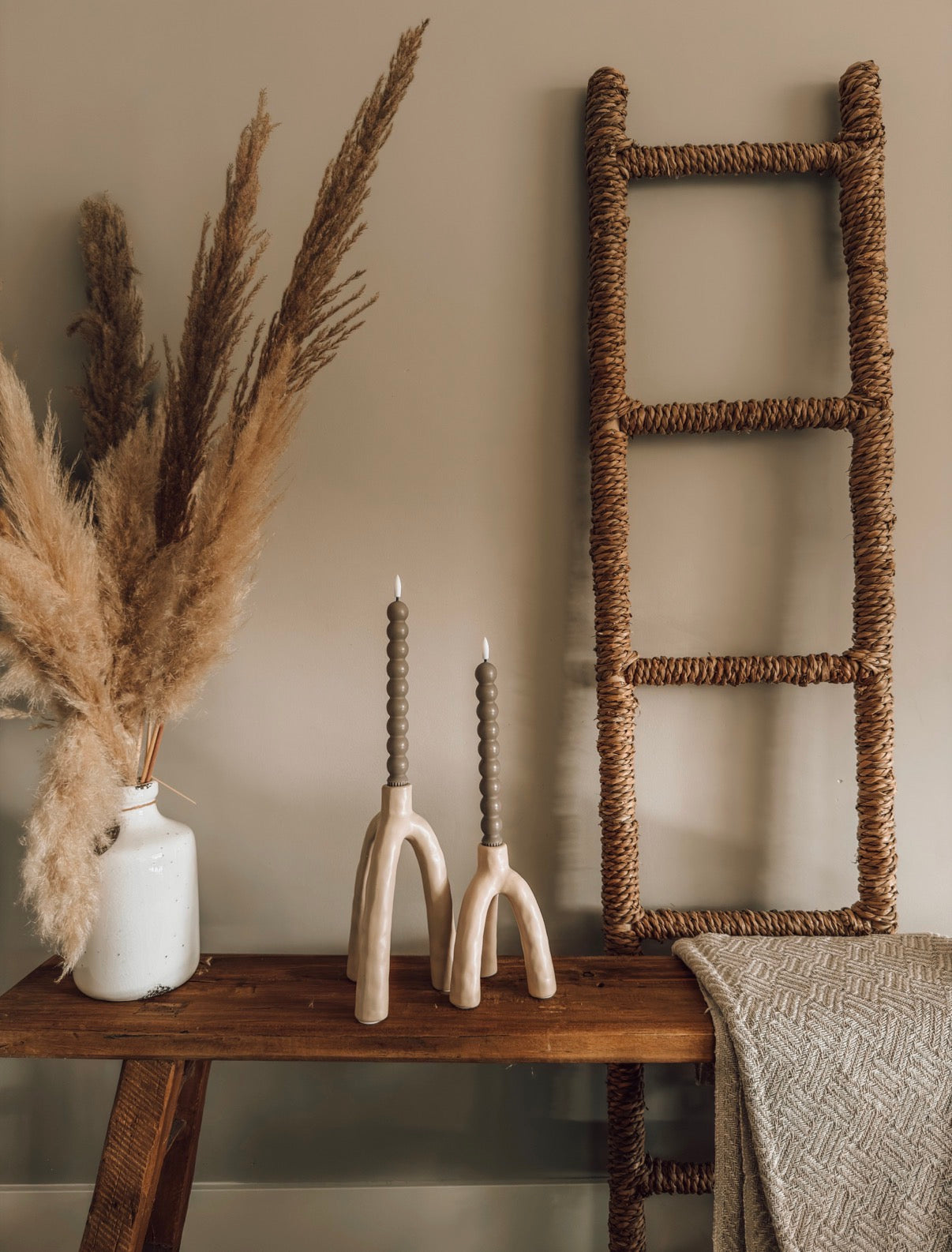 Set Bubbel dinerkaarsen lang taupe